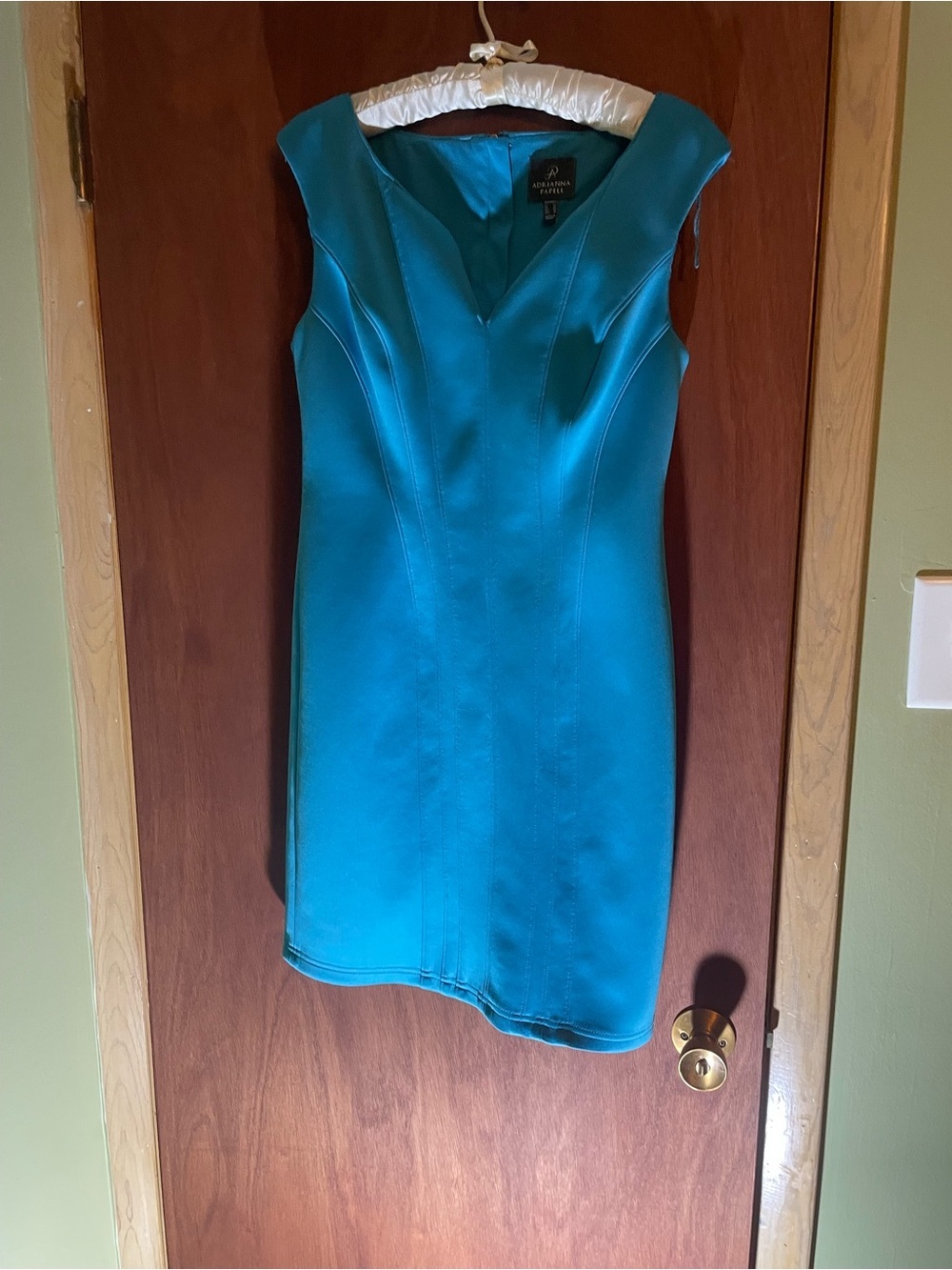 Adrianna Papell Teal Sheath Dress. Aqua. Medium.
